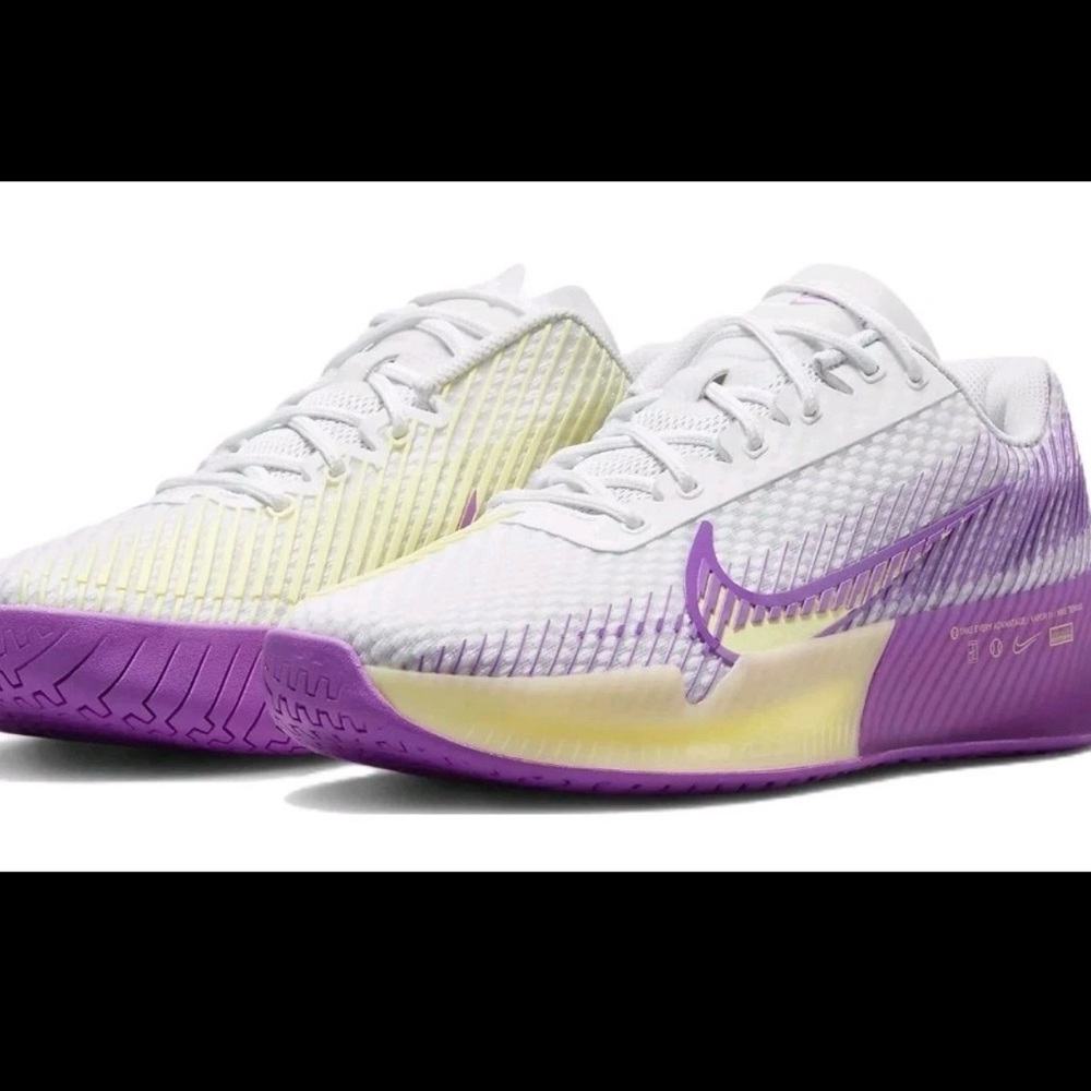 Nike Court Air Zoom Vapor 11 HC White Fuchsia Dream Tennis DR6965 101 Size 7.5